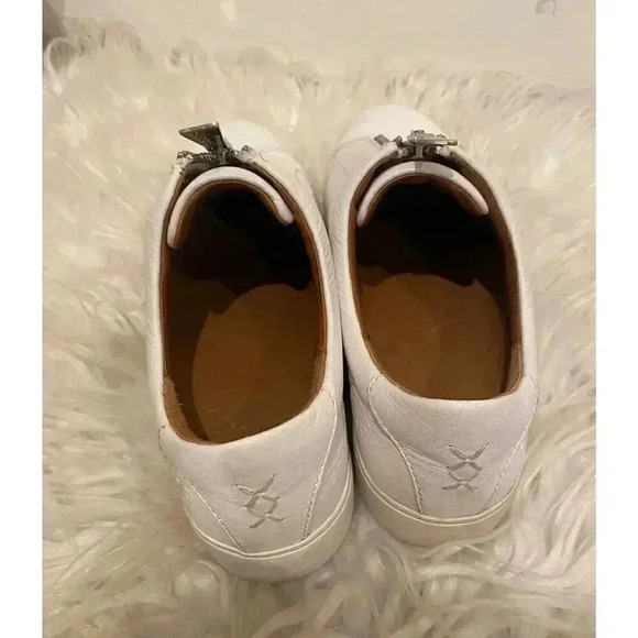 Frye Lena Zip Low Shoes - Picture 3 of 7